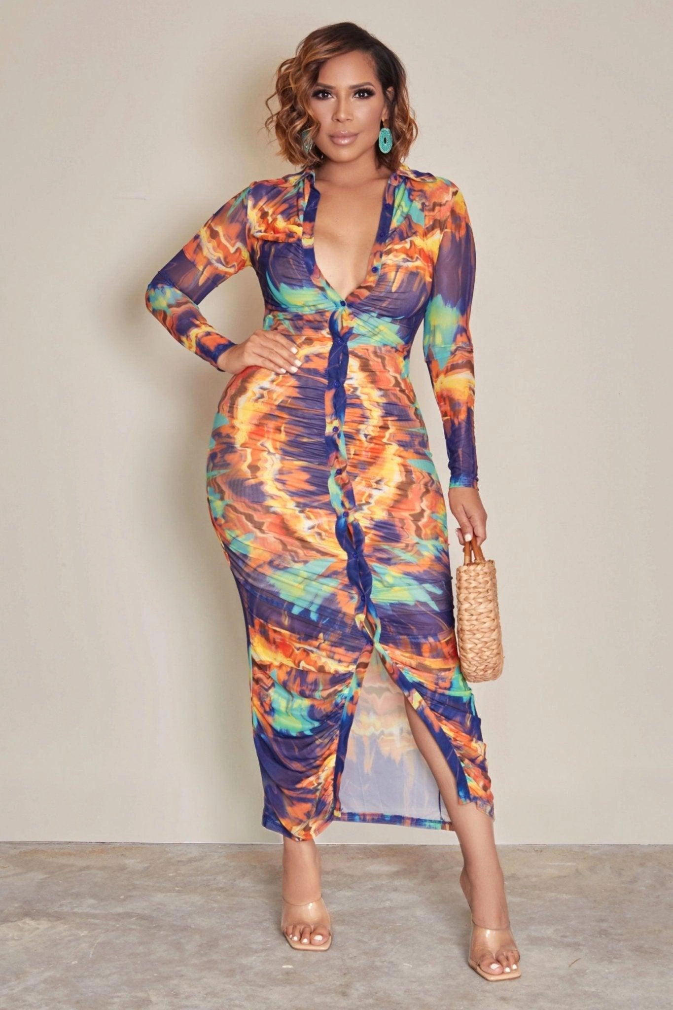 Robe moulante tie-dye Yanine: Tourbillon de couleurs, éclat d'été, l'audace en un seul vêtement!